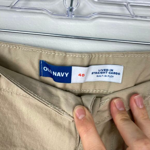 Old Navy Straight Lived-In Cargo Shorts 10" Inseam A Stone's Throw Size 40 - Picture 8 of 10
